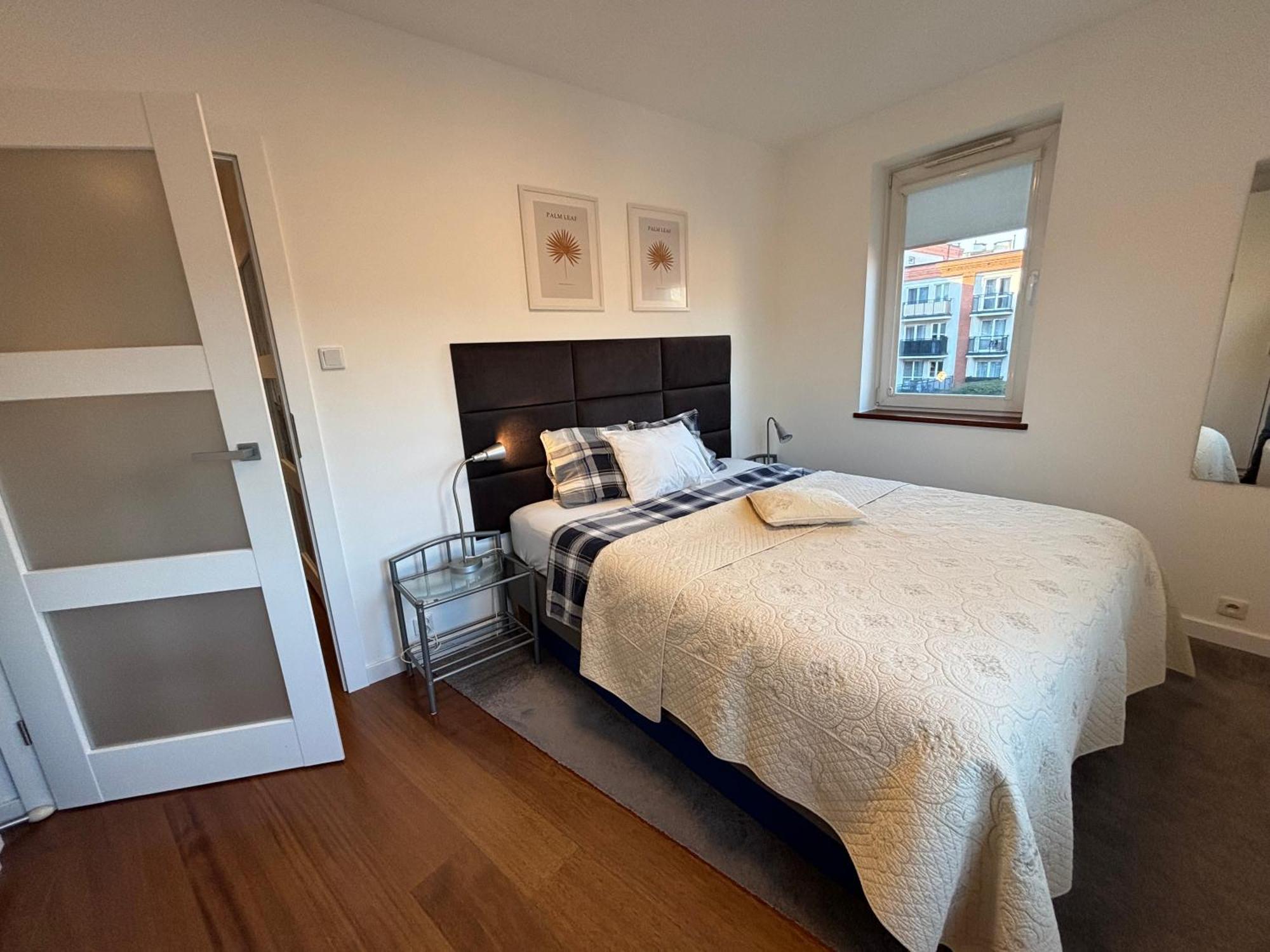 Best Inn Poznan Apartament Wojskowa Екстер'єр фото