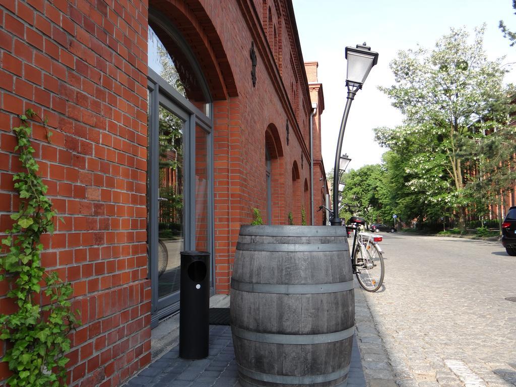 Best Inn Poznan Apartament Wojskowa Екстер'єр фото