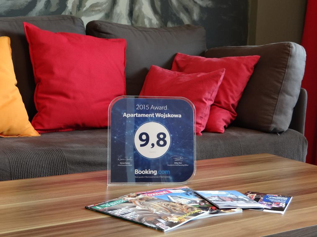 Best Inn Poznan Apartament Wojskowa Екстер'єр фото